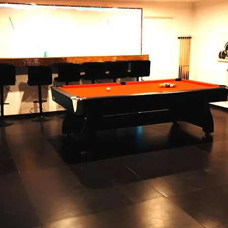 Private Luxury Club Apartment Poznan